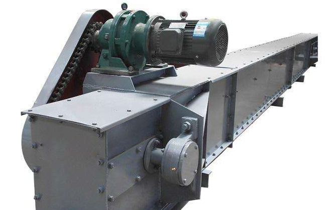 垂直或大傾斜布置，傾角 45°≤a≤90°。單臺(tái)設(shè)備的輸送高度≤30m